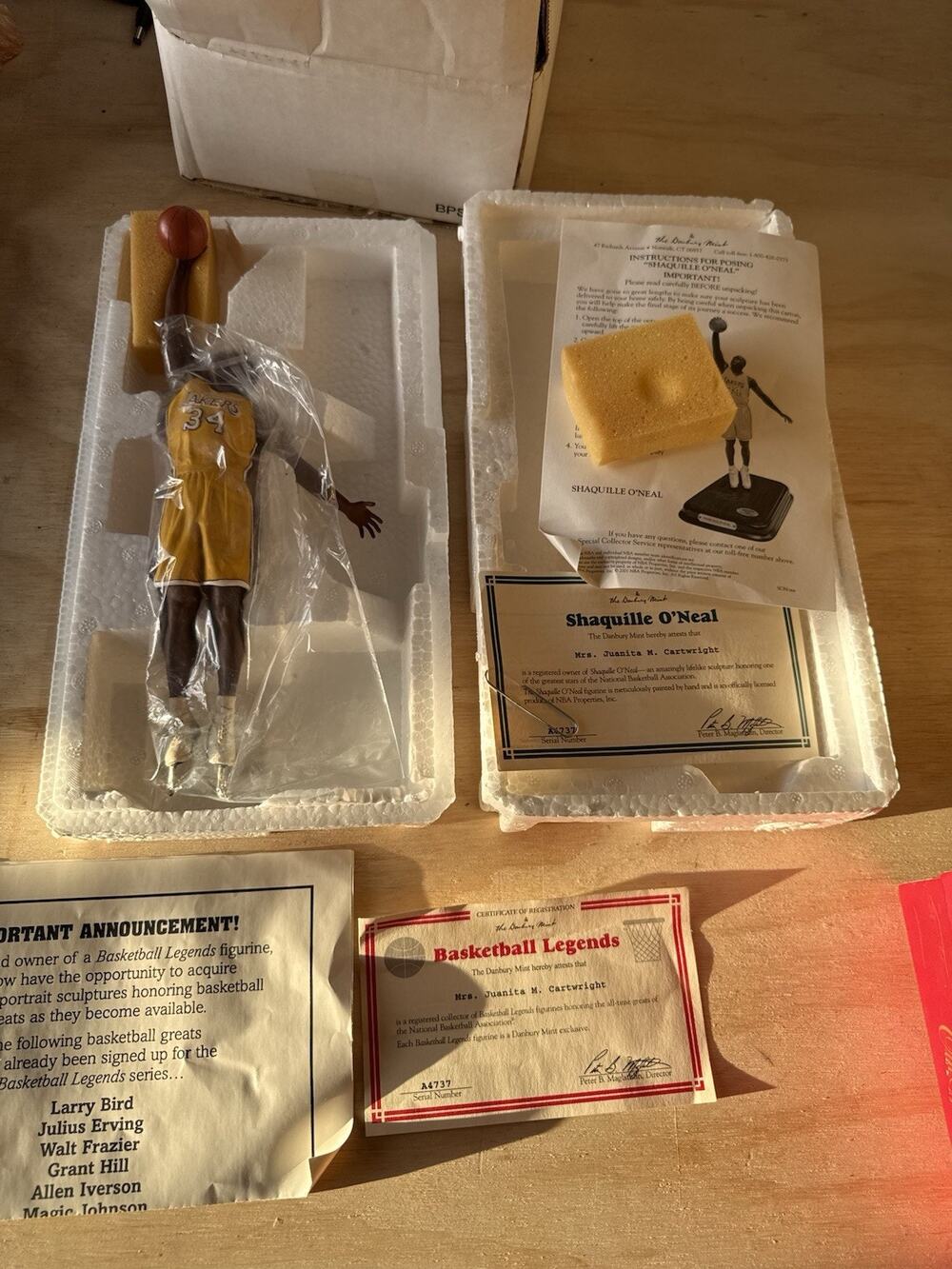 Shaquille O'Neal Los Angeles Lakers Danbury Mint Figurine with paperwork No Base